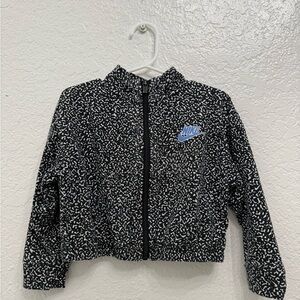 Nike Black and White Puffer Jacket with Hood